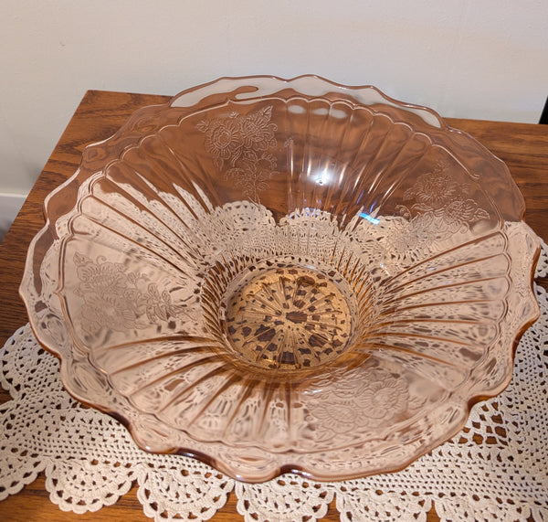 Pink Mayfair Open Rose Fruit Bowl