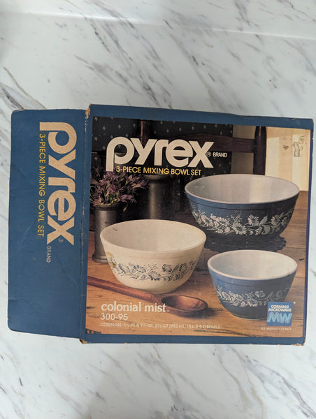 3 Piece Pyrex Mixing Bowl Set
