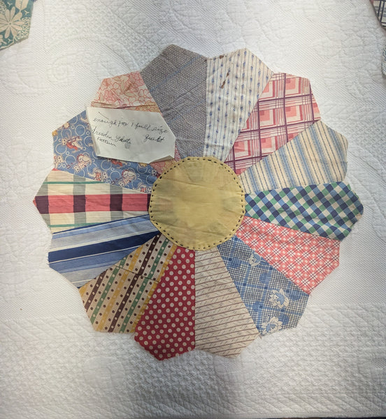 Dresden Plate Quilt Pieces