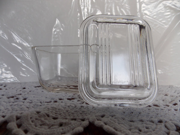 Pyrex Refrigerator Dish