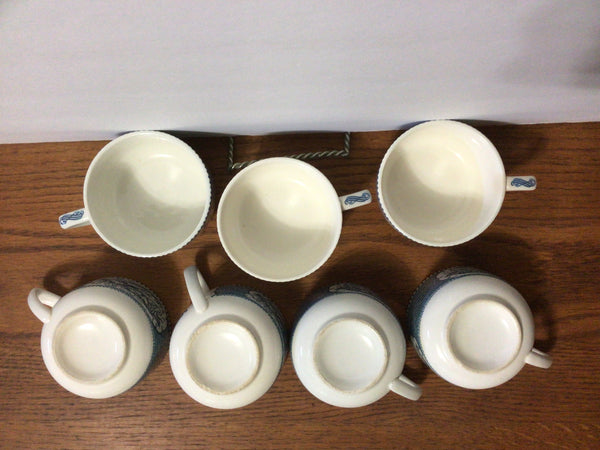 Vintage Currier and Ives Scroll Handled Cups (7)